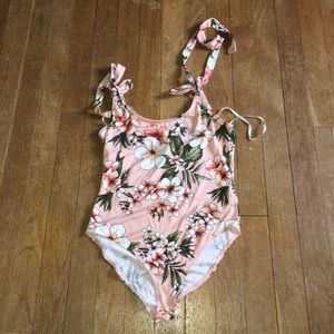 Sexy flowered body suit